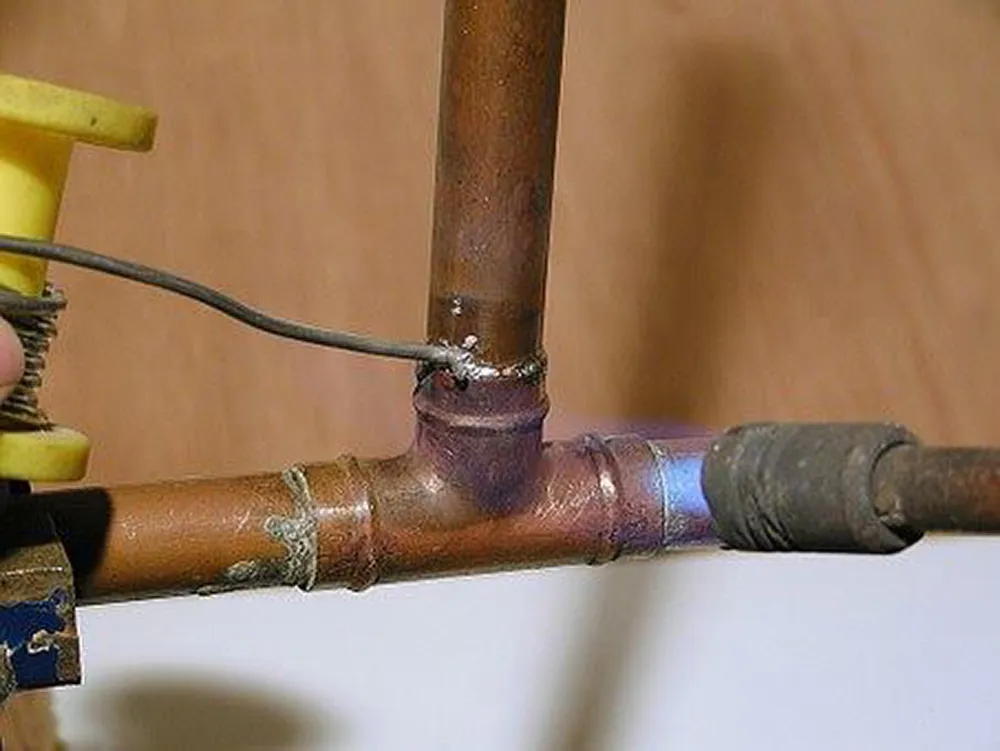 Dépannage de fuites - plomberie dans le Var (83) - Techni Plus Services